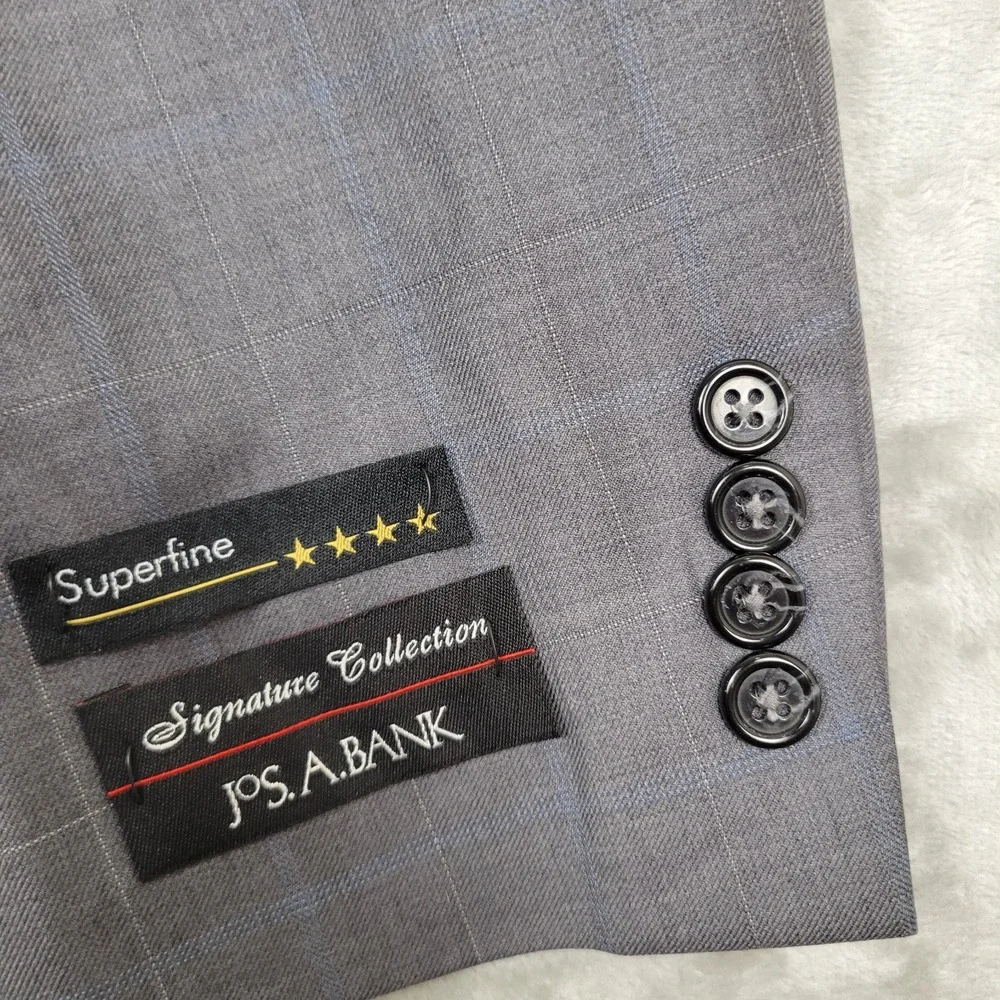 JO S A BANK Signature Collection Men's 46L Gray Blue Plaid 100% Wool Blazer Coat